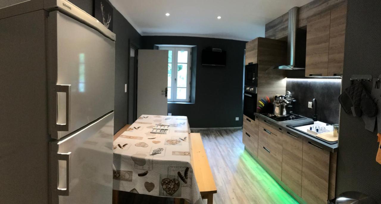 La Montagnette L Ours T1 Maison En Travaux De 10H A 17H Moutiers  Eksteriør bilde