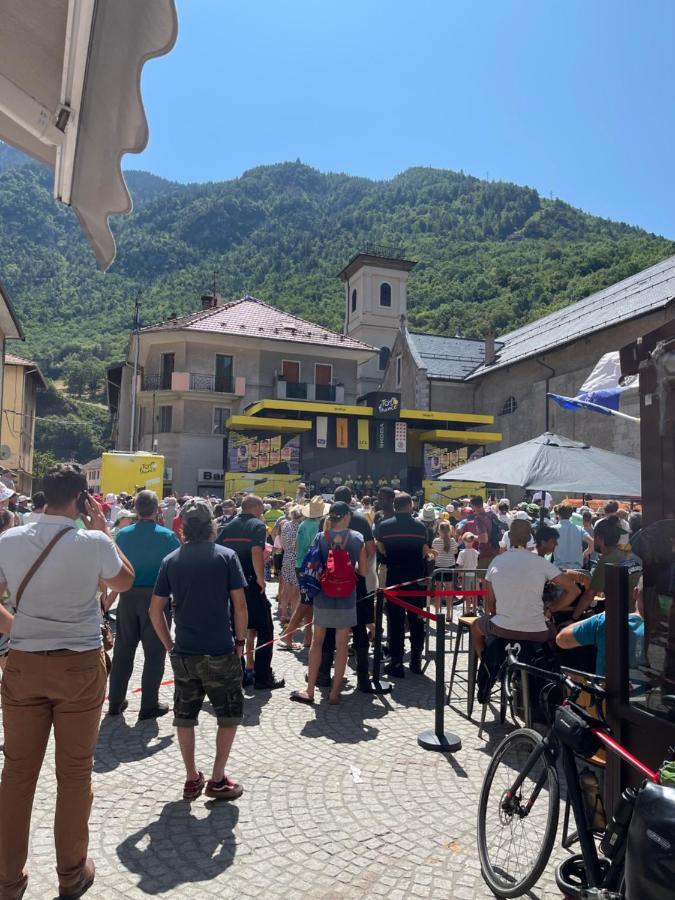 La Montagnette L Ours T1 Maison En Travaux De 10H A 17H Moutiers  Eksteriør bilde
